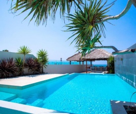 Sapphire Sands Beach House