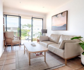 Stones Throw To Shelly Beach Pet Friendly Just 1 minute to Shelly Beach!