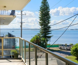 Shoal Court 5 Fabulous location with water views