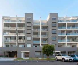 The Shoal, Unit 309/4-8 Bullecourt Street