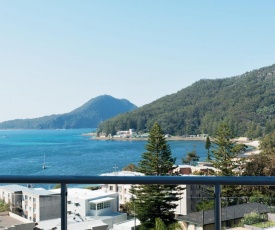 Views, Views & More Views, Sub-Penthouse in Shoal Bay