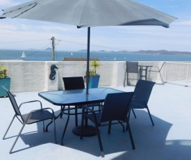 5 'The Point' 5-7 Mitchell Street - large balcony and great water views