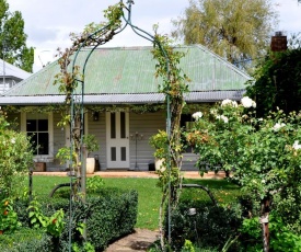 Drayshed cottage