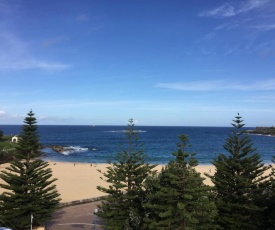 Coogee Sands Hotel & Apartments