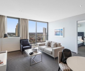 Meriton Suites Campbell Street