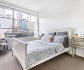 NEW! A Comfy & Stylish Apt Next to Darling Harbour