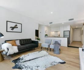 Ultra modern 2 bdrm in St Leonards Crows Nest - 803NOR