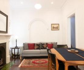 Stylish 3 Bedroom Townhouse in Darlinghurst