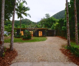 Daintree Rainforest Beach House