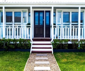 Seagrass Cottage on the beach